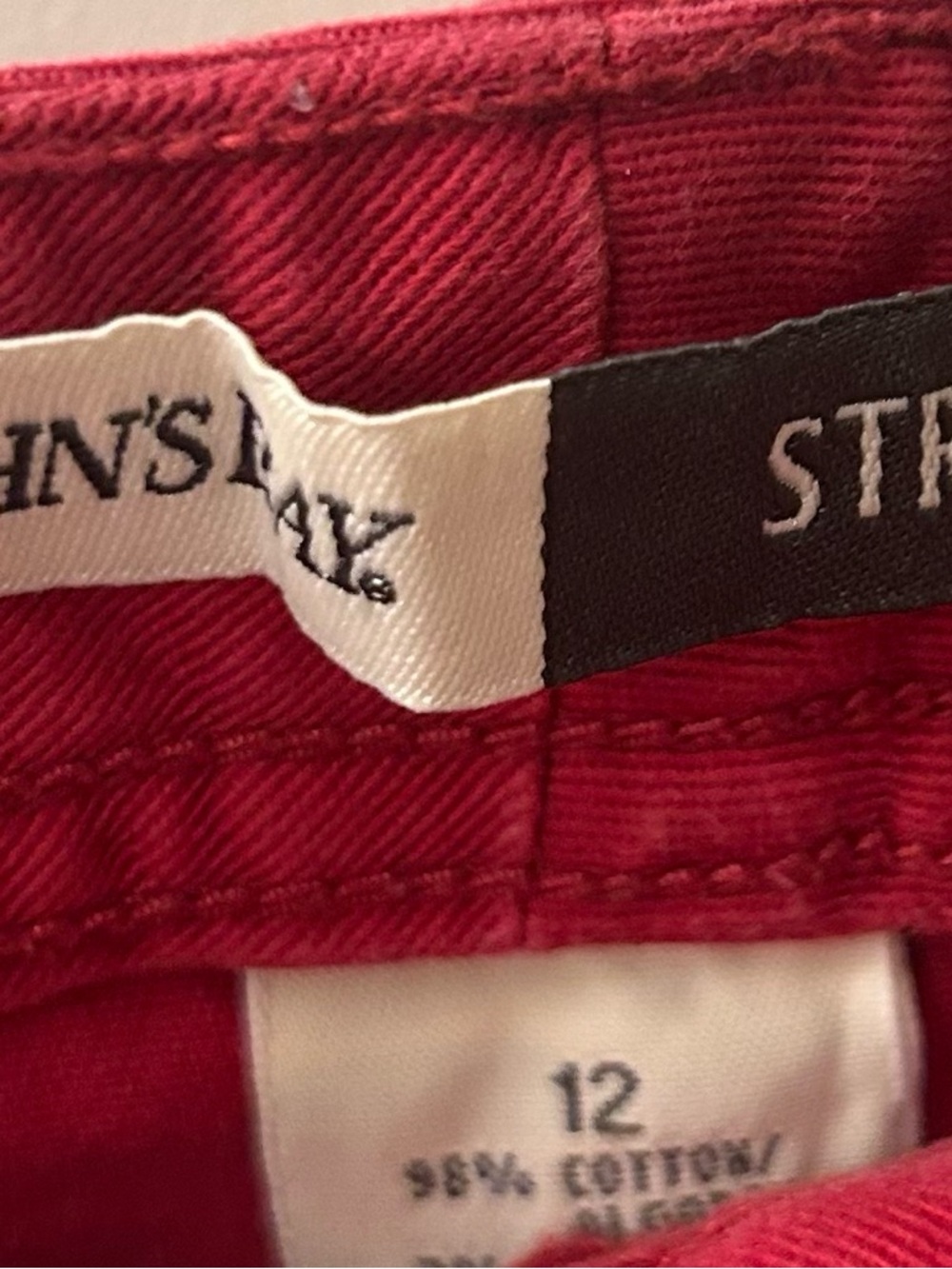 Women’s St John’s Bay Red Straight-Leg Jeans Size 12 - Picture 2 of 4